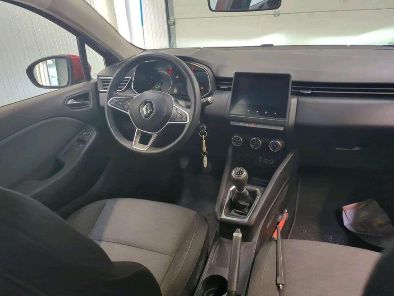 RENAULT CLIO 1.0 TCe Zen photo