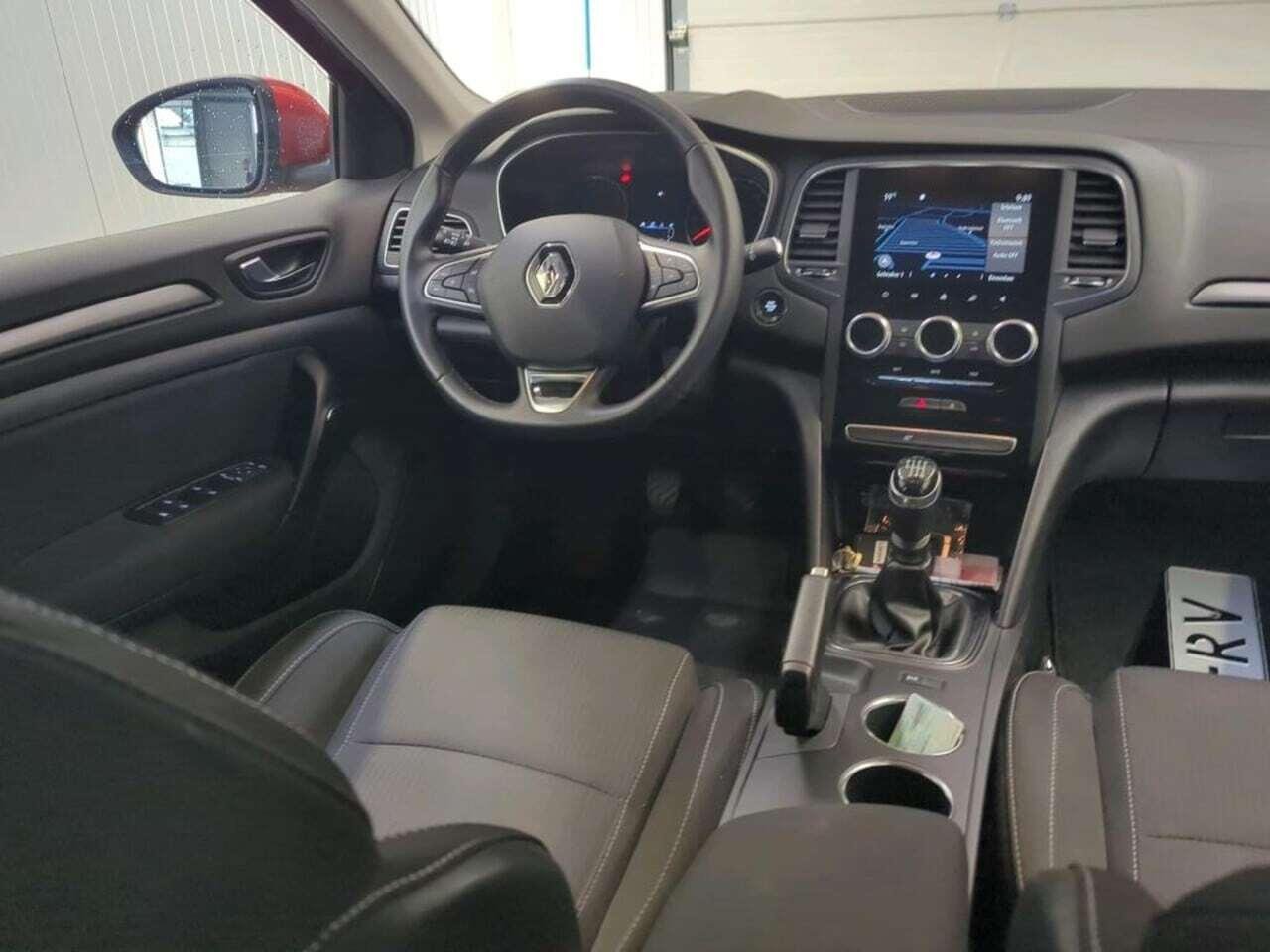 RENAULT Mégane Estate 1.3 TCe Business Zen photo