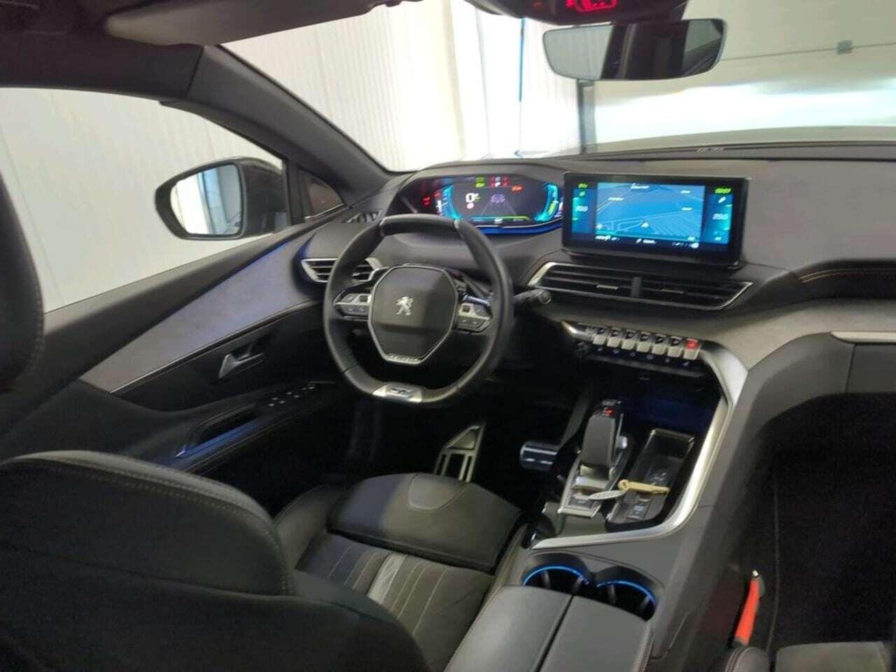 PEUGEOT 3008 1.6 HYbrid GT P.Bns photo