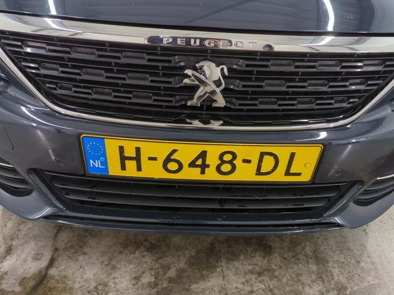 PEUGEOT 308 SW 1.2 PureT.Blue L. Ex photo