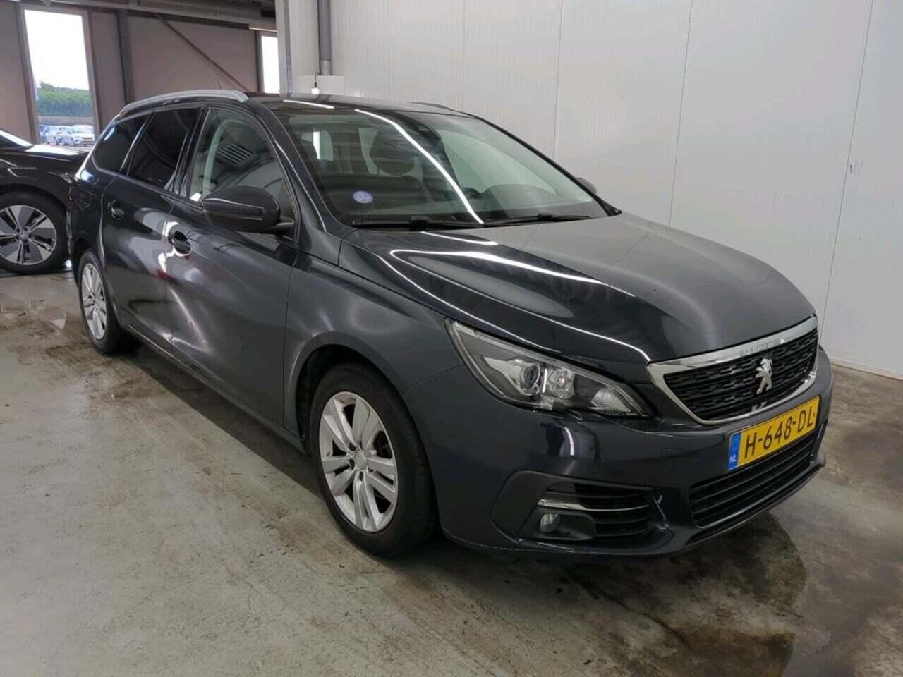 PEUGEOT 308 SW 1.2 PureT.Blue L. Ex photo