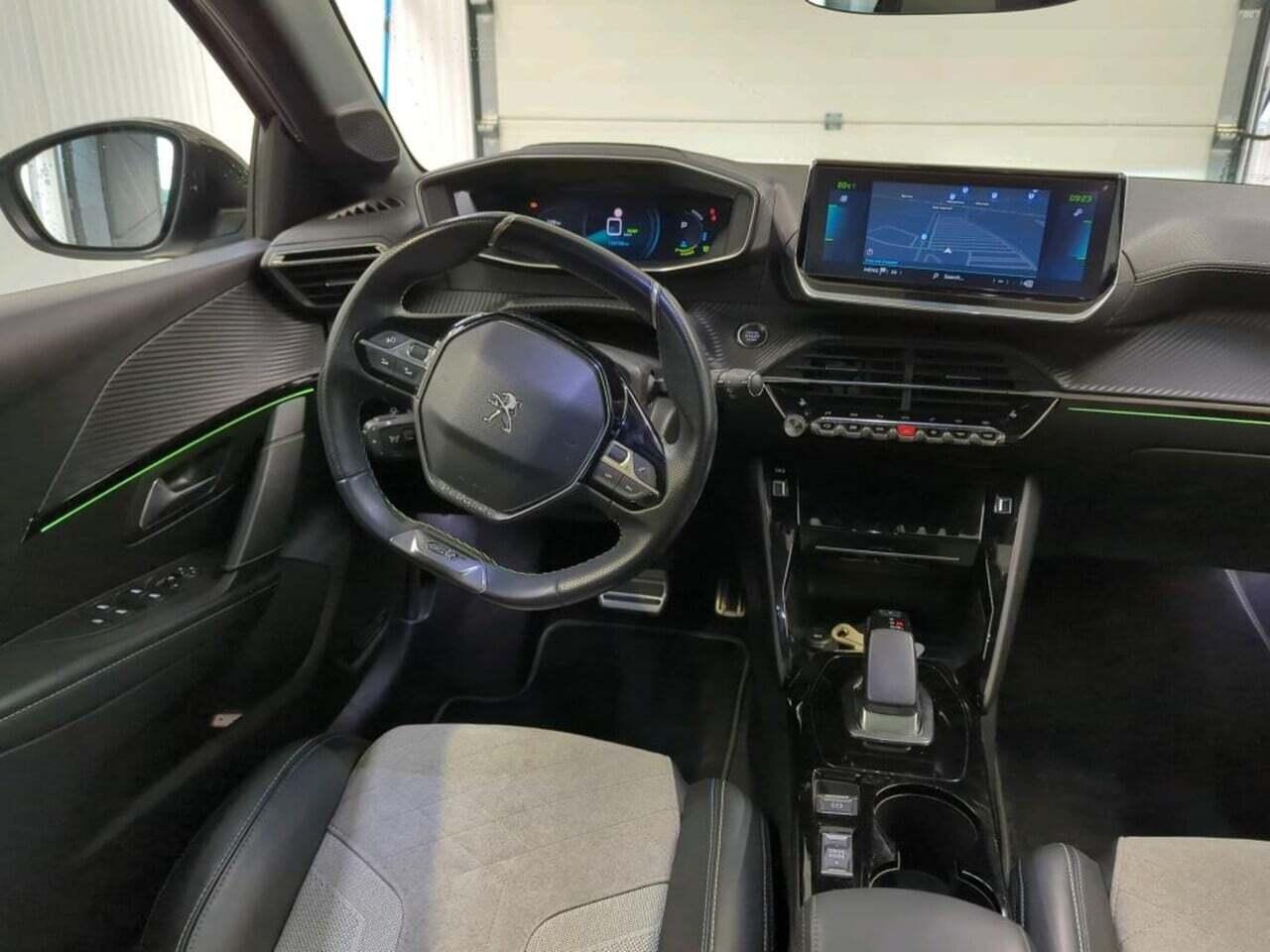 PEUGEOT e-208 EV GT 350 50 kWh photo