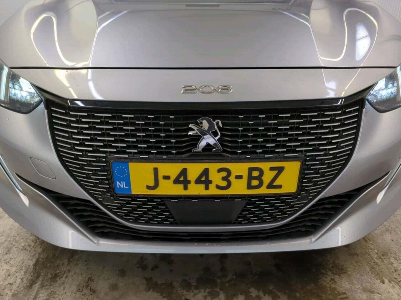 PEUGEOT e-208 EV GT 350 50 kWh photo