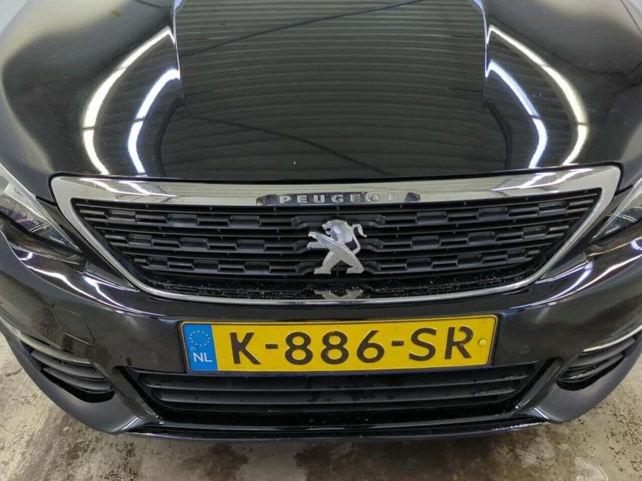 PEUGEOT 308 SW 1.2 PureT.Blue L. Ac photo
