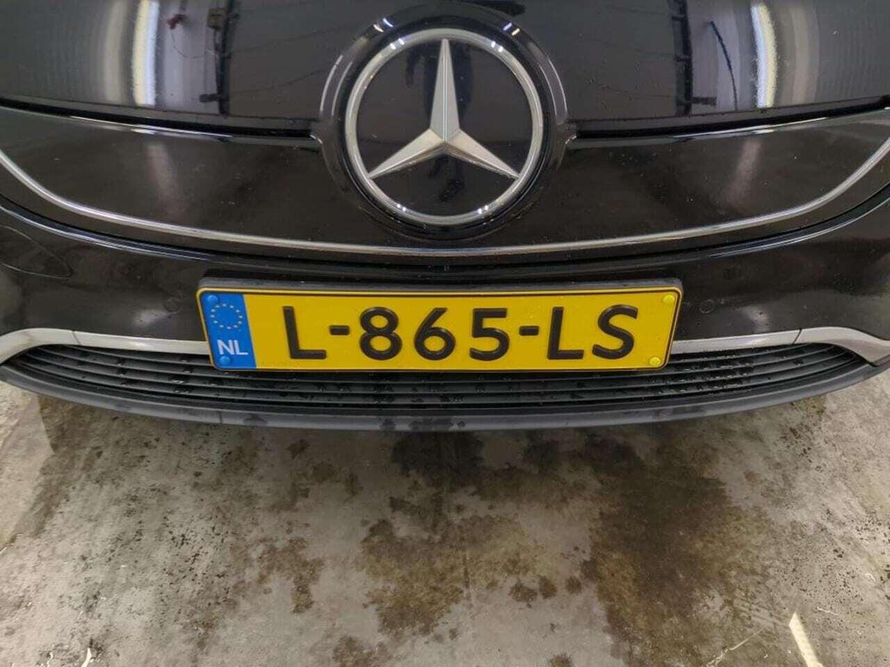 MERCEDES-BENZ EQA 250 Bns Sol. Lux photo