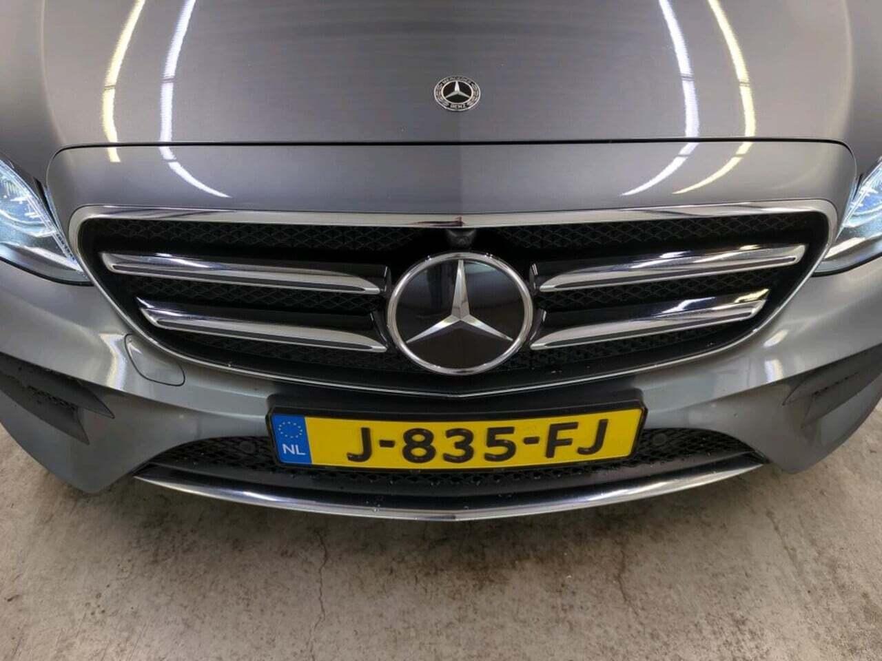 MERCEDES-BENZ E-klasse 200 Bns Sol. Sport photo