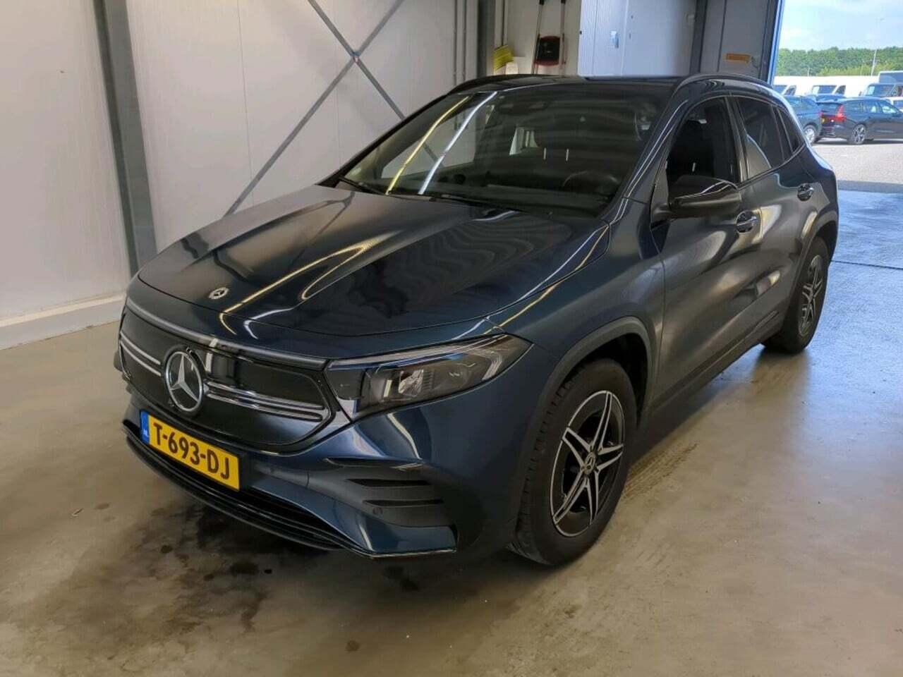 MERCEDES-BENZ EQA 250 AMG Line 67 kWh