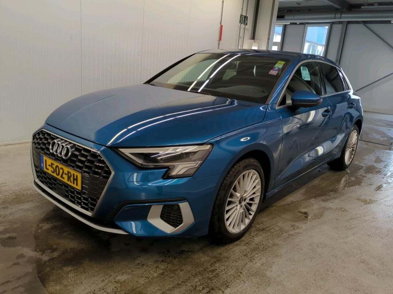 AUDI A3 Sportback 30 TFSI Bns edition
