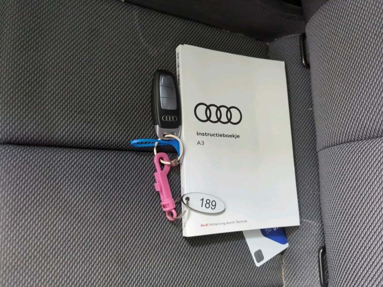AUDI A3 Sportback 30 TFSI Bns edition photo