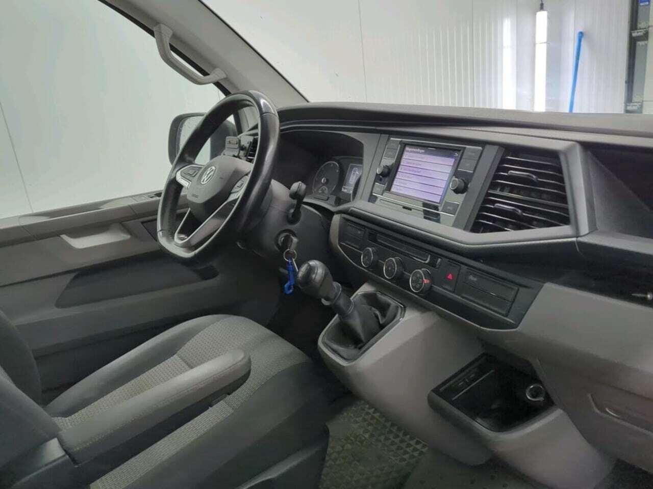 VOLKSWAGEN Transporter 2.0 TDI L2H1 photo