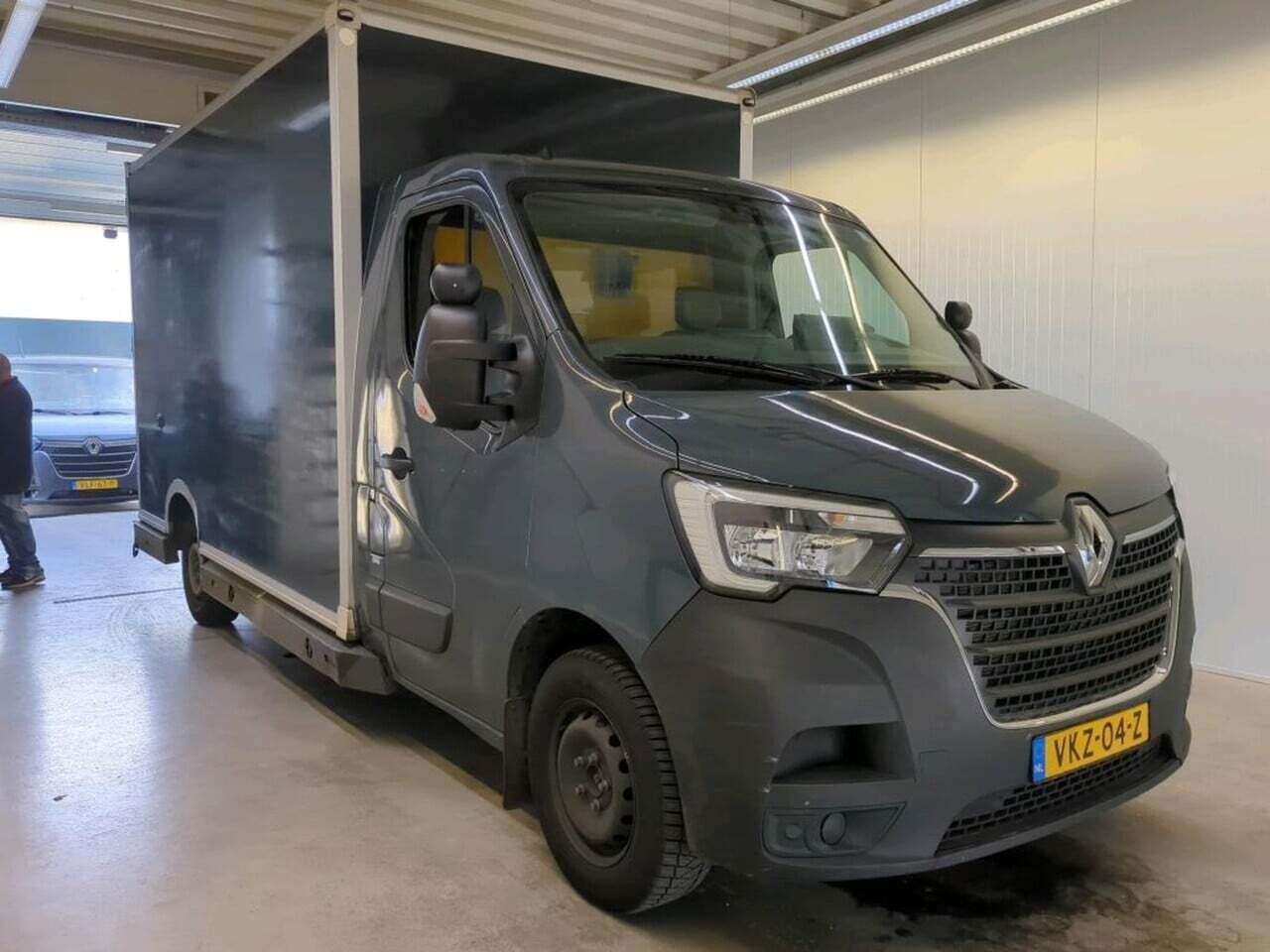 RENAULT Master T35 2.3 dCi L3 photo