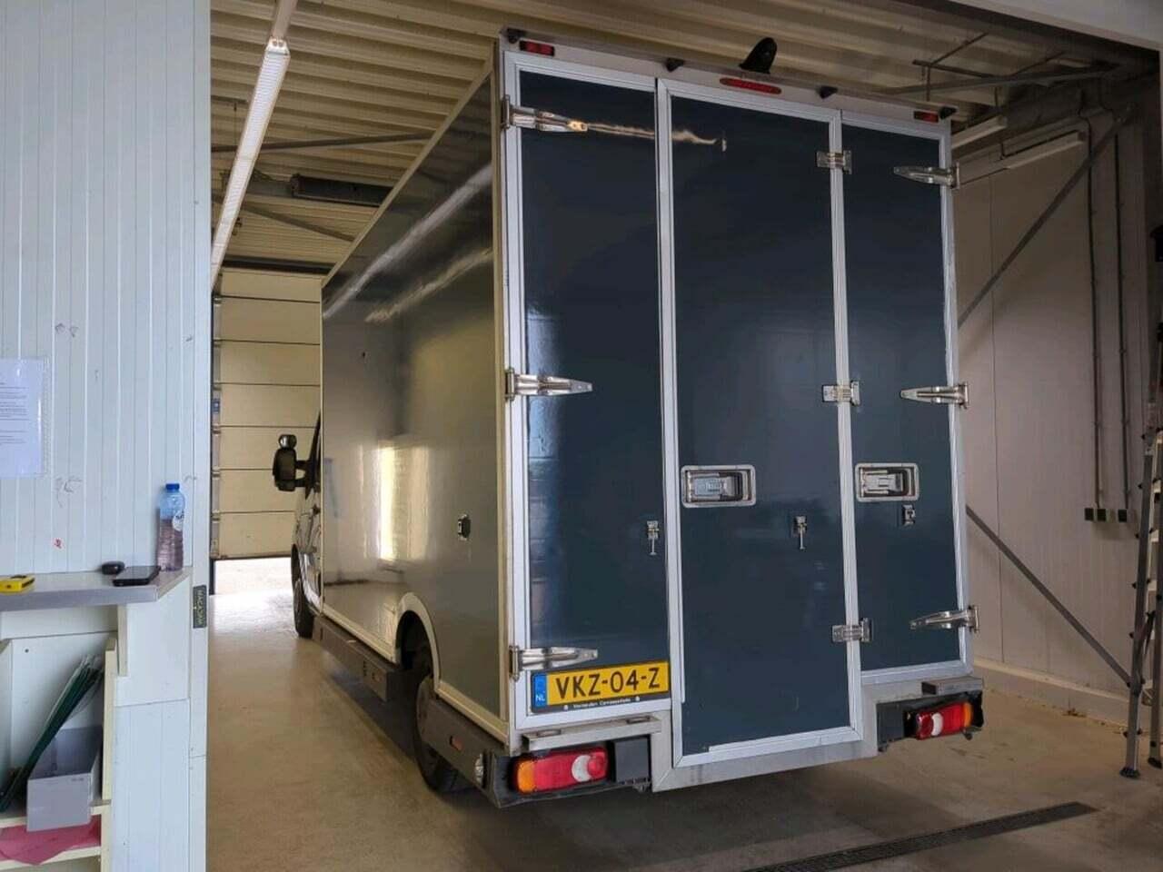 RENAULT Master T35 2.3 dCi L3 photo