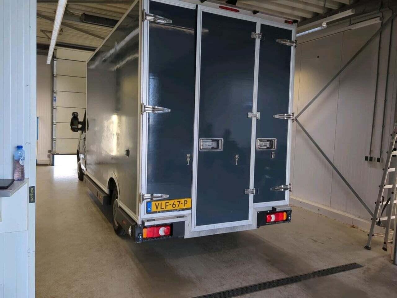 RENAULT Master T35 2.3 dCi L3 photo