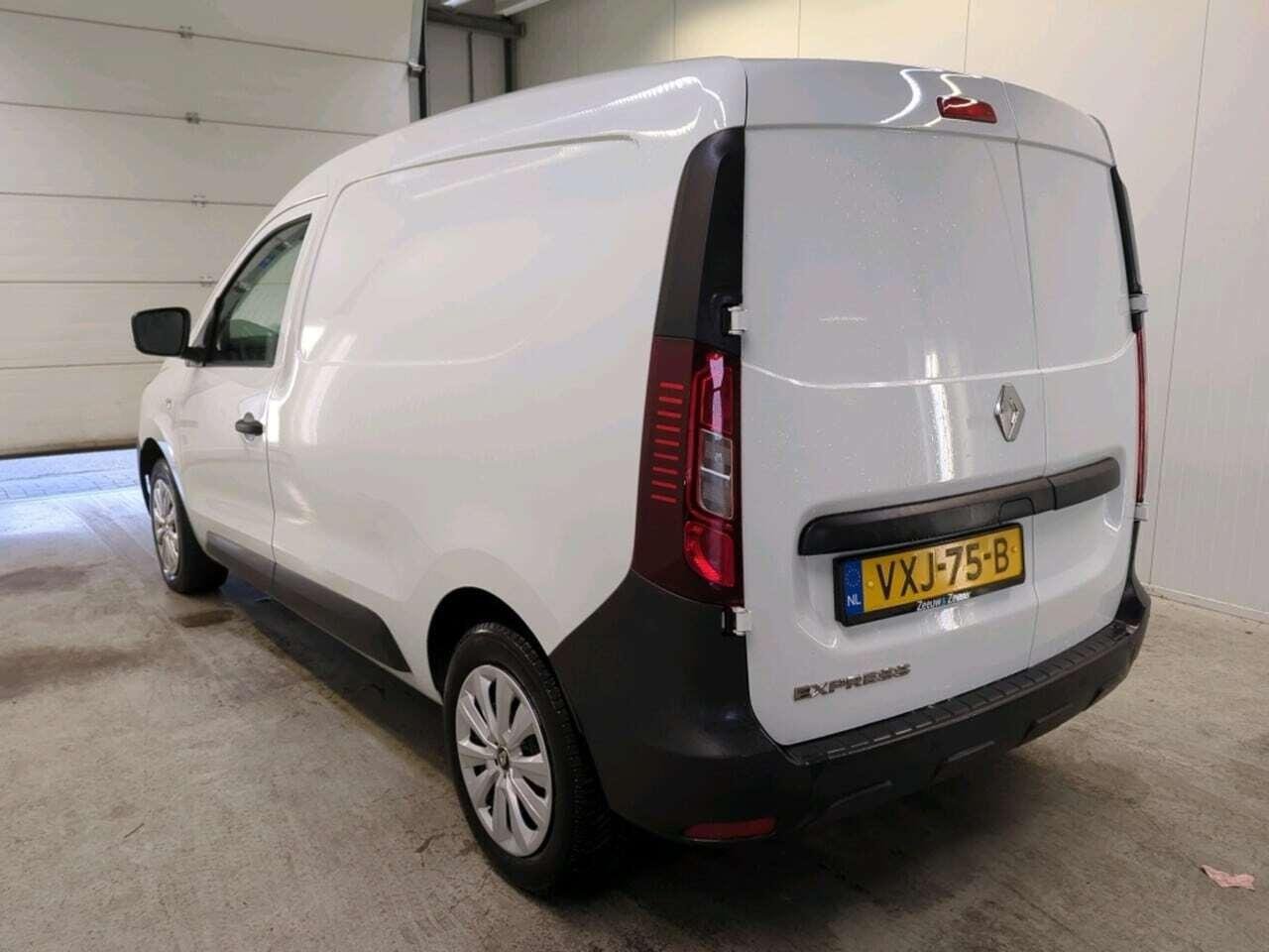 RENAULT Express 1.5 dCi 75 Comfort+ photo