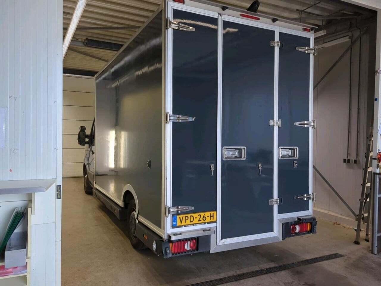 RENAULT Master T35 2.3 dCi L3 photo