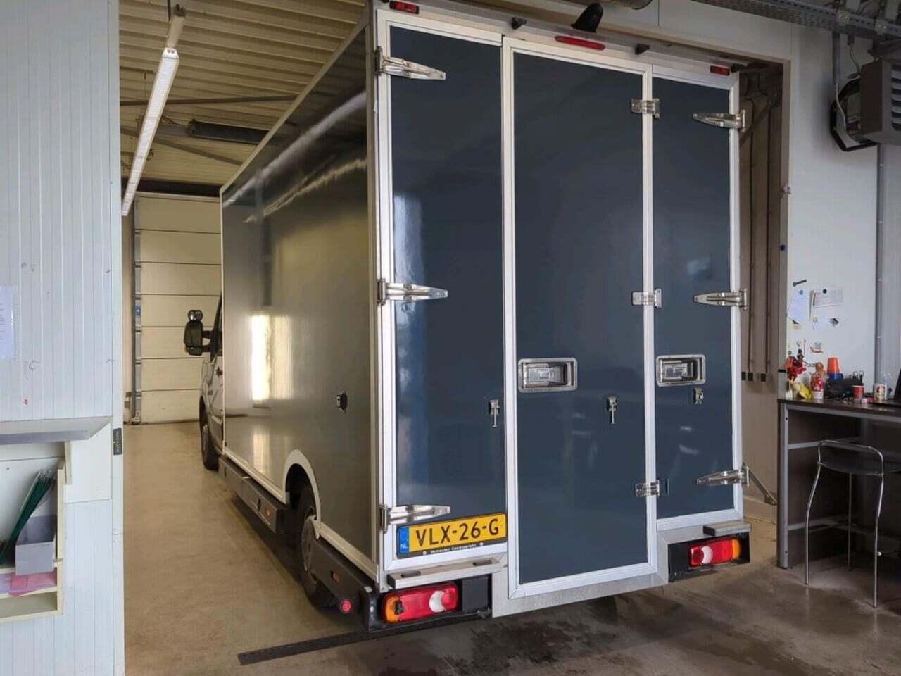 RENAULT Master T35 2.3 dCi L3 photo