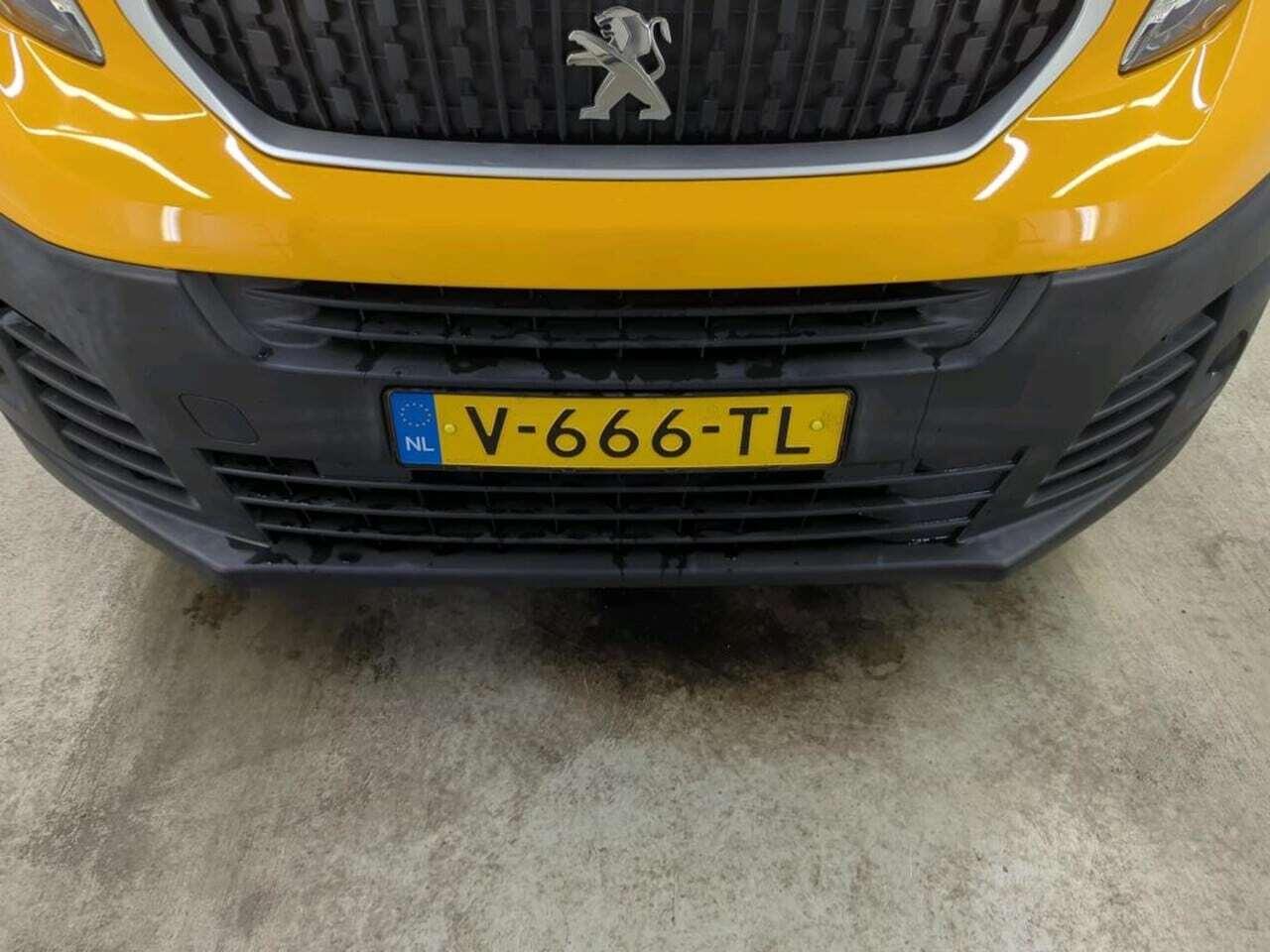 PEUGEOT Expert 231L2.0BlueHDI120Pre photo