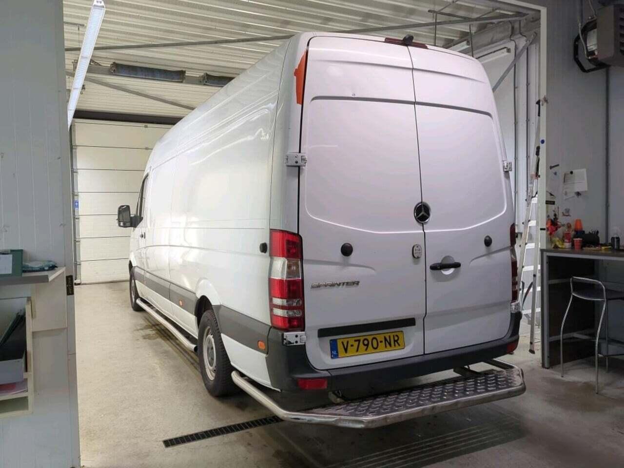 MERCEDES-BENZ Sprinter 311 2.2 CDI 432 EHD photo