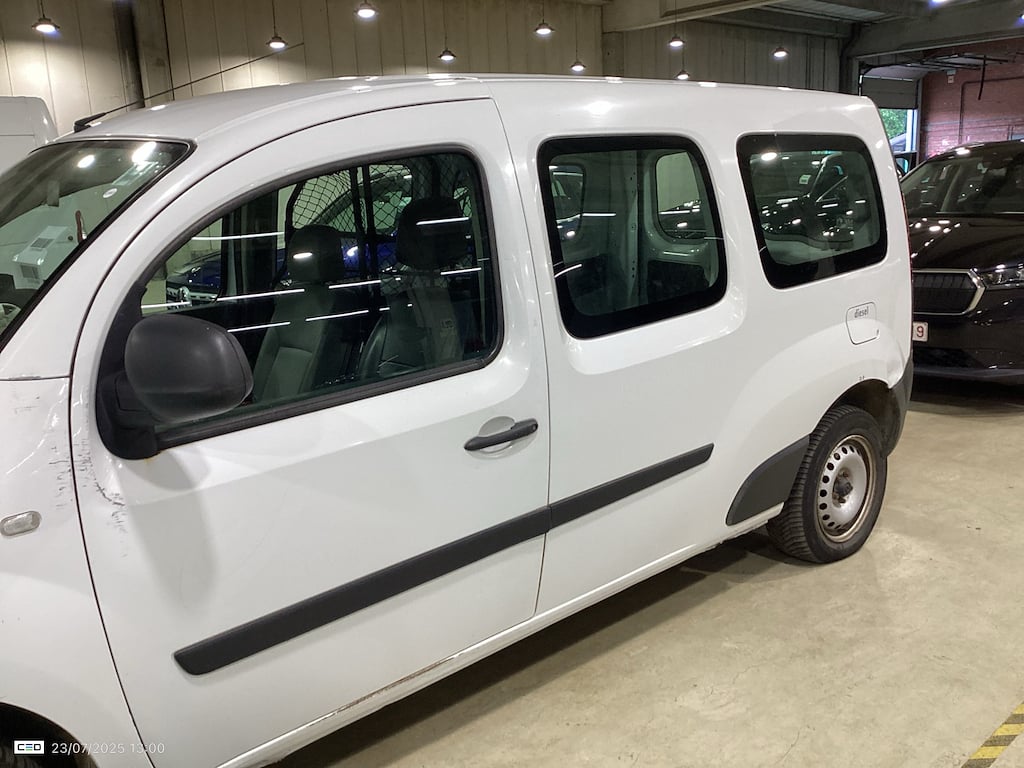 RENAULT KANGOO EXPRESS MAXI DIESEL Lot 1.3 RENAULT KANGOO EXPRESS Maxi 1.5 dCi Blue Confort photo
