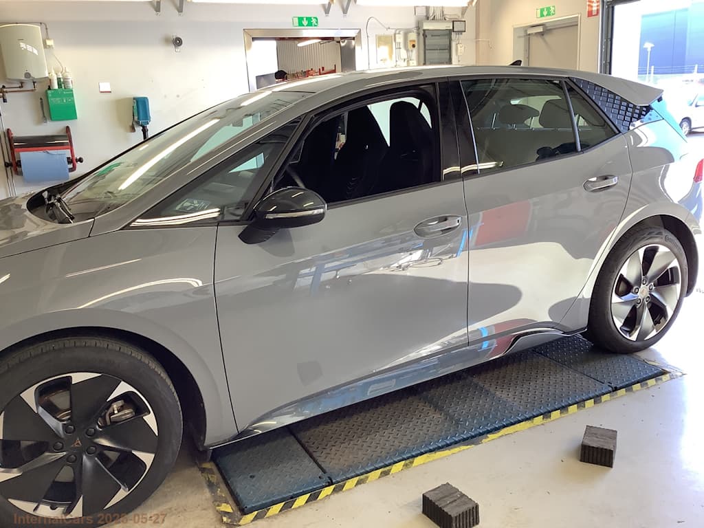 Cupra  BORN E-BOOST 58 photo