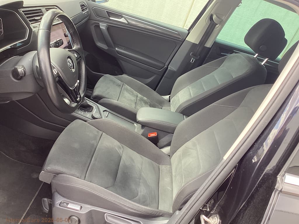 Vw R-line, förarassistanspkt, iq-drive pkt, ljud & sikt-pkt, we connect plus TAIGO 1.0 TSI OPF photo