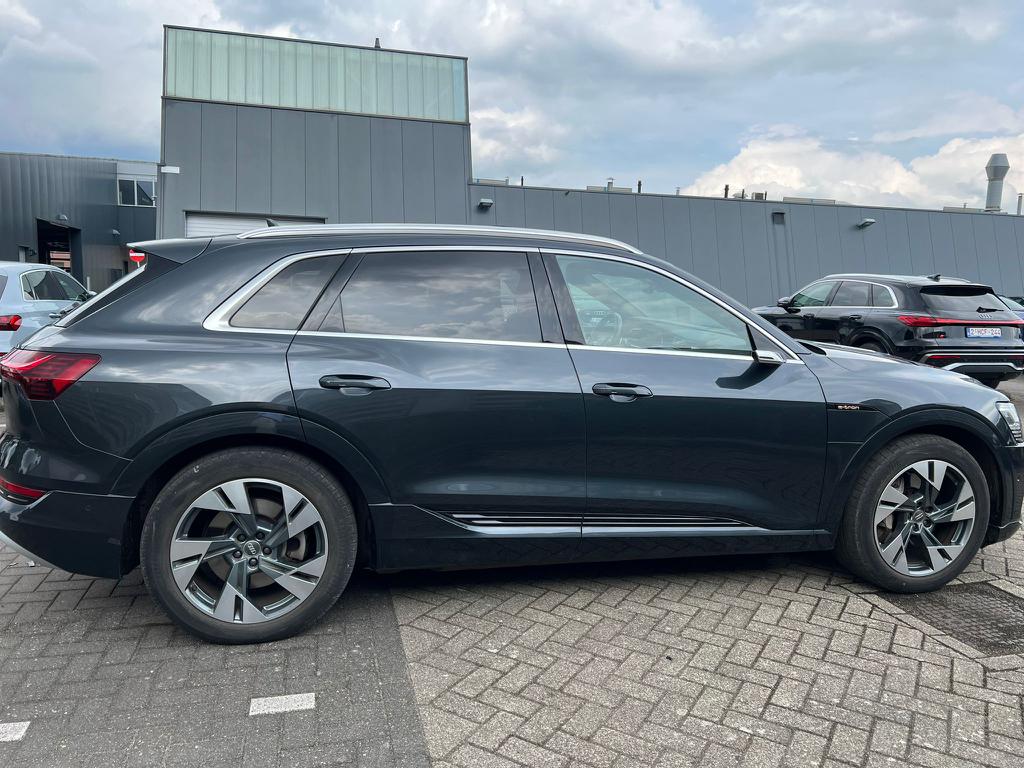 AUDI e-tron Audi e-tron  advanced 55 quattro 265 kW photo