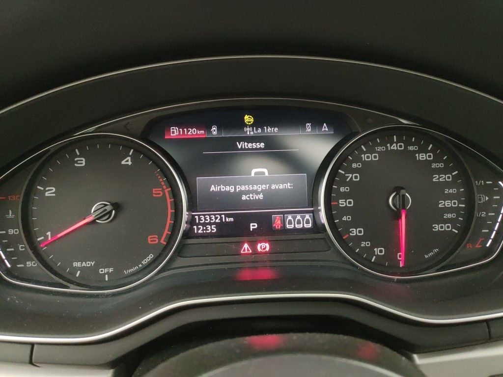 Audi A4 Avant 2.0 30 TDi 100kW S tronic Business Ed 5d photo
