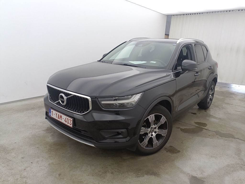 Volvo XC40 T3 Momentum Pro 5d