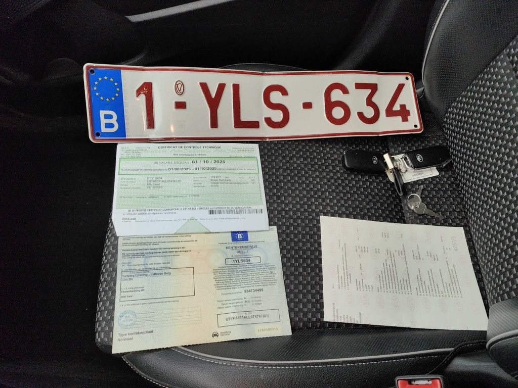 KIA cee'd More 1.0 T-GDI 120 ISG 5d photo
