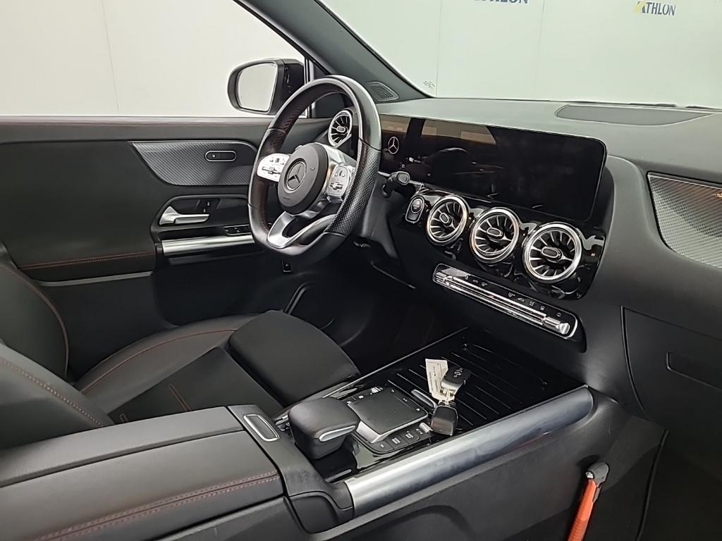 MERCEDES-BENZ GLA GLA 250 e DCT Business Sol AMG Limited 5D 160kW photo