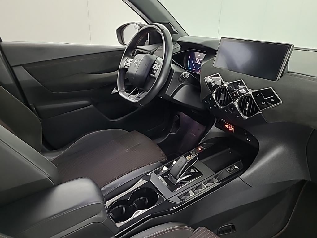 DS DS 3 CROSSBACK E-TENSE 50 kWh Business Auto 5D photo