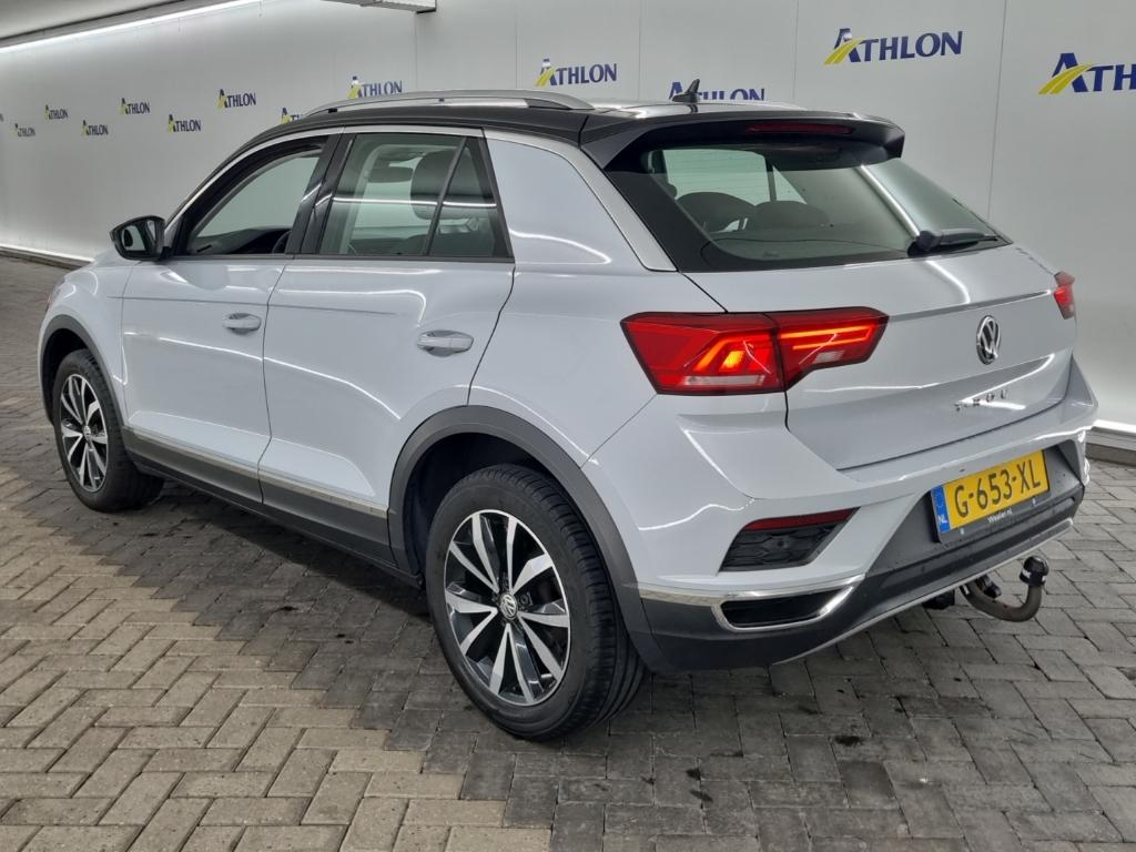 VOLKSWAGEN T-Roc 1.5 TSI 110kW DSG Style Business 5D photo