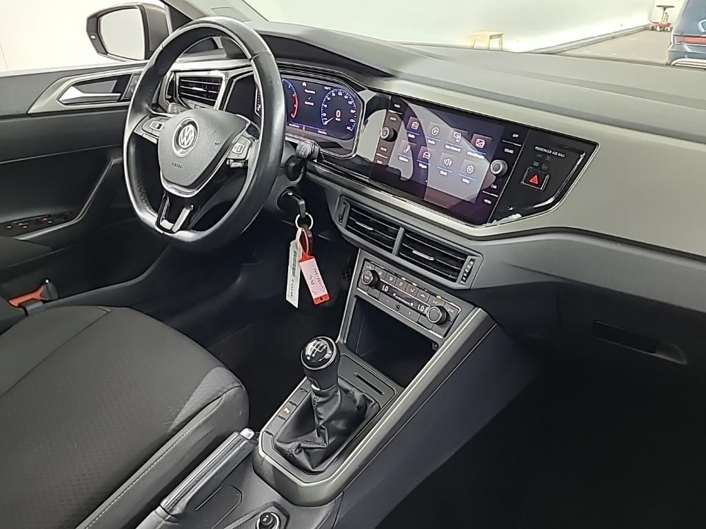 VOLKSWAGEN POLO 1.0 TSI 70kW Comfortline 5D photo