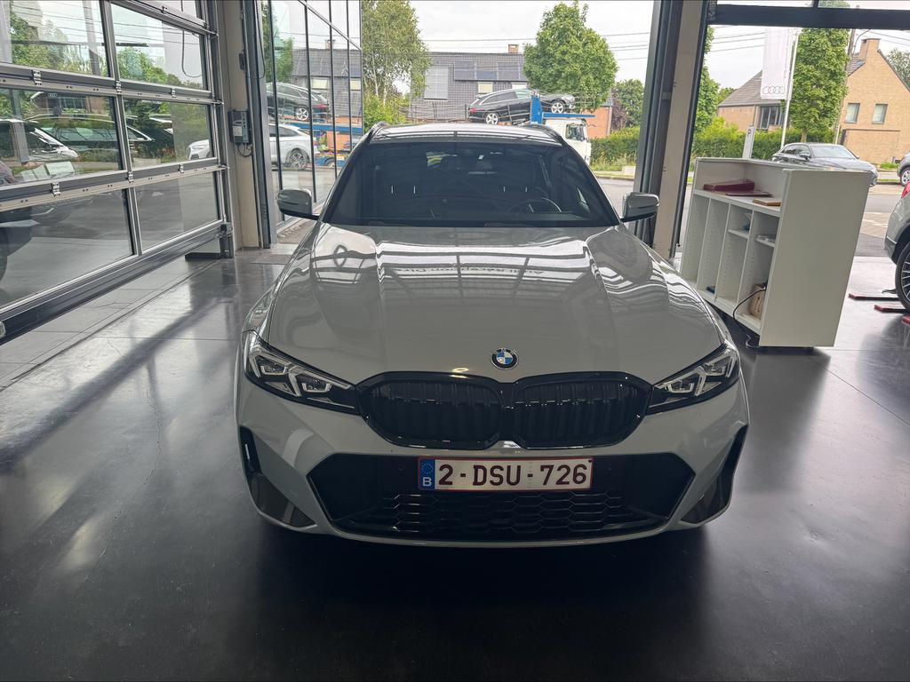 BMW 3 SW (G21LCI) Touring 318iA photo