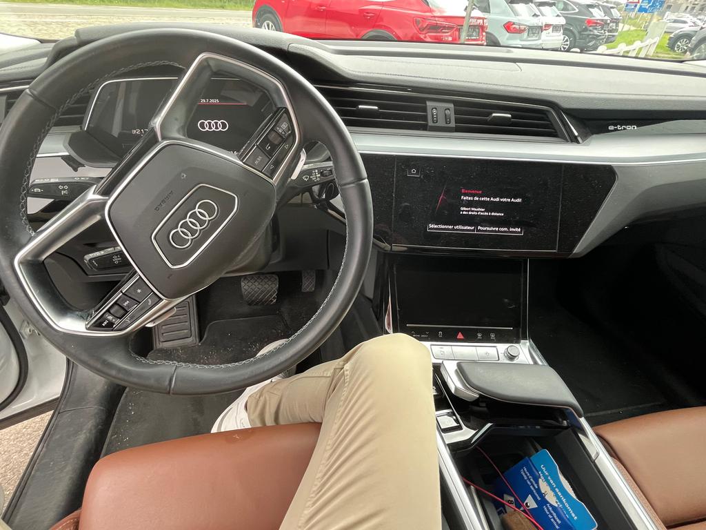 AUDI Q8 Sportback e-tron Audi Q8 Sportback Advanced 50 e-tron quattro 250,00 kW photo