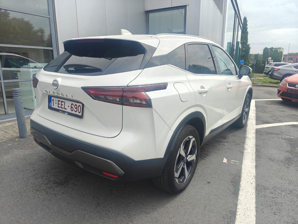 Nissan Qashqai J12 photo