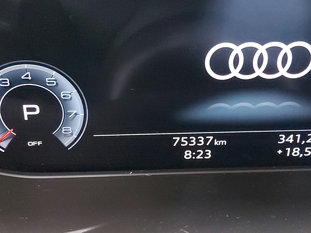 AUDI - AUD A4 AVANT 35 TFSi 150PK S-Tronic Attraction Business Edition & Rear Camera * PETROL * photo