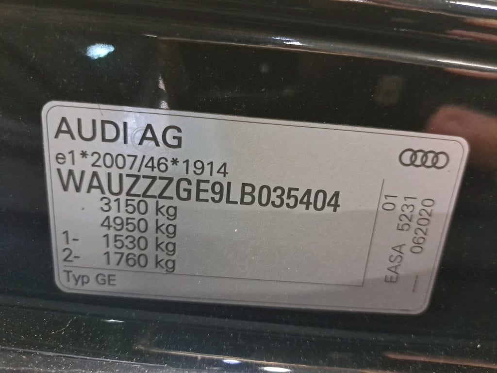 AUDI - AUD E-TRON 55 Quattro 408PK Advanced Pack Business Plus With Sport Seats & Technology & Assistance Tour & Auxiliary Heater & Removable Trailer Hook & Open Sky & 21 Inch * ELECTRIC * photo