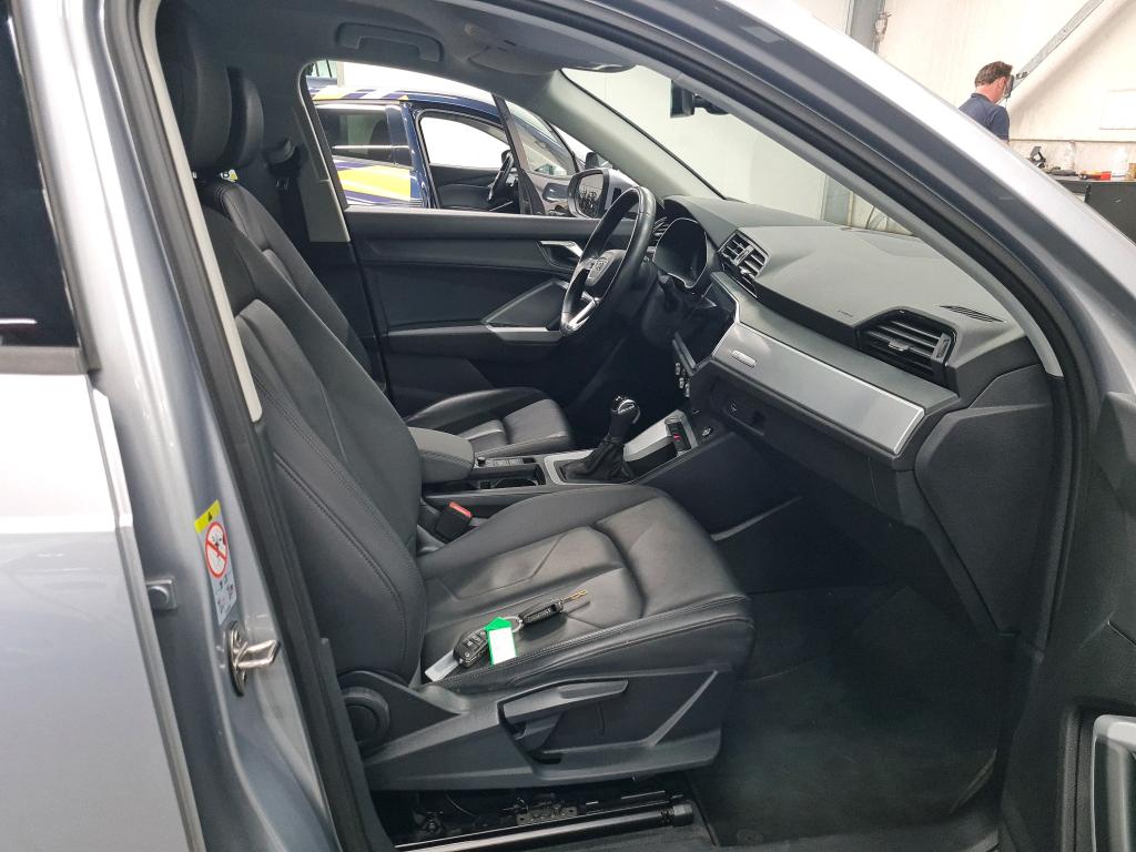 AUDI - AUD Q3 35 TFSI 150PK S-Tronic Pack Business Plus &amp; Assistance Pack &amp; Comfort Key &amp; Surround Cameras * PETROL * photo