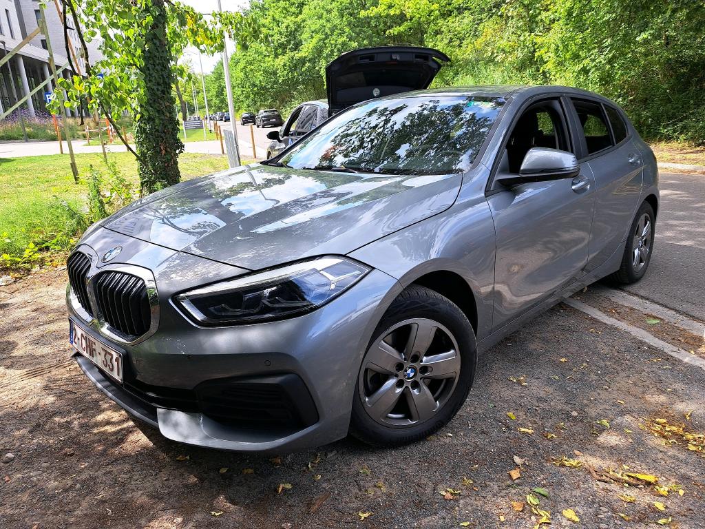 BMW - BMW 1 HATCH 118iA 136PK Advantage Pack Business &amp; PDC Front &amp; Rear * PETROL *
