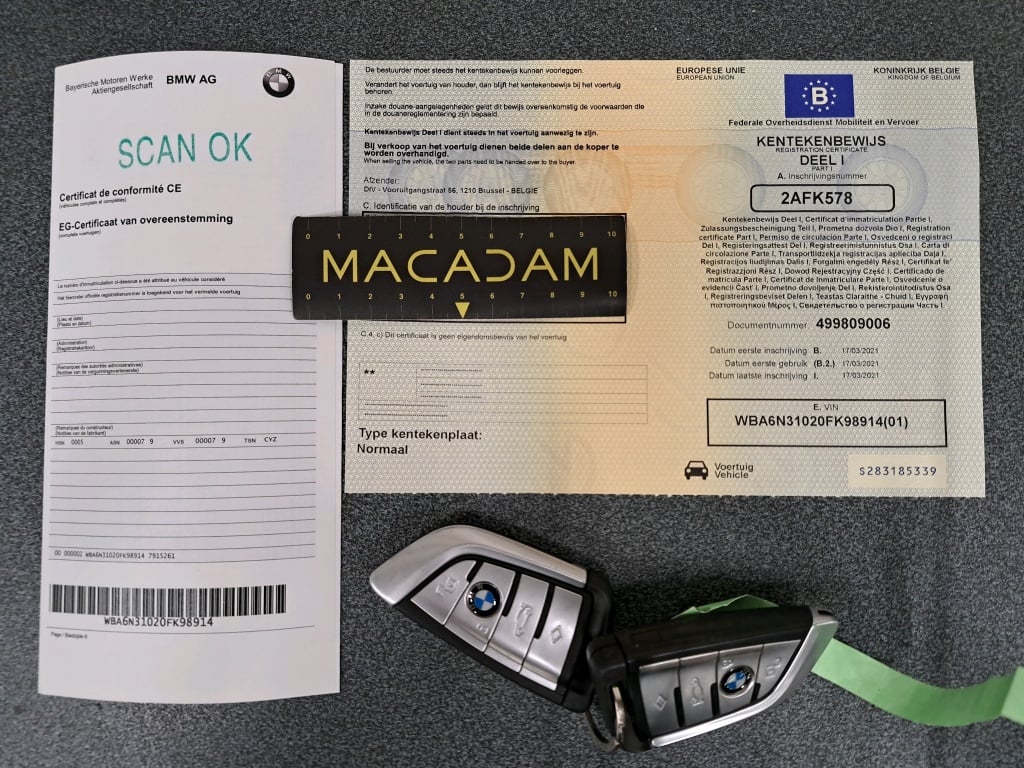 BMW - BMW 3 TOURING 330e 292PK Sport Pack Business Plus With Vernasca Leather & Comfort & Travel & Innovation & Harman Kardon & Driving Assistant Professional & Trailer Towing Hook * HYBRID * photo