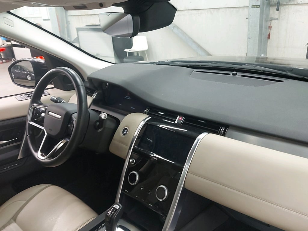 LAND ROVER - LRO DISCOVERY SPORT D165 MHEV 163PK AWD Auto S With Grained Leather Electric Heated & Driver Mem Seat & Driver Assist Pack & Pano Roof photo