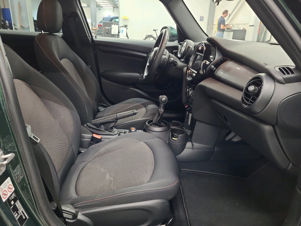 MINI - MIN COOPER D 116PK photo