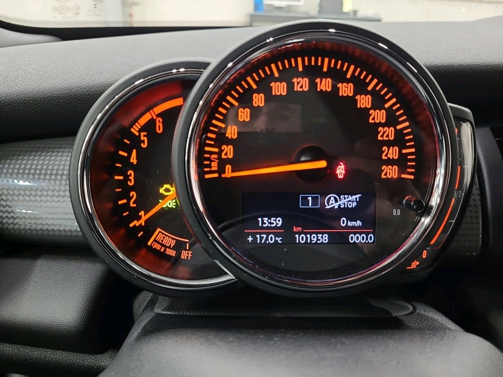 MINI - MIN COOPER D 116PK photo