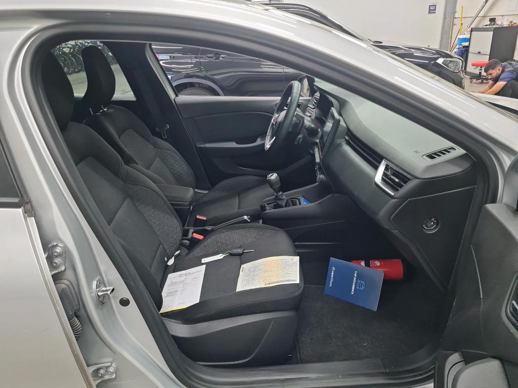 RENAULT - REN CLIO TCe 90PK Corporate Edition * PETROL * photo