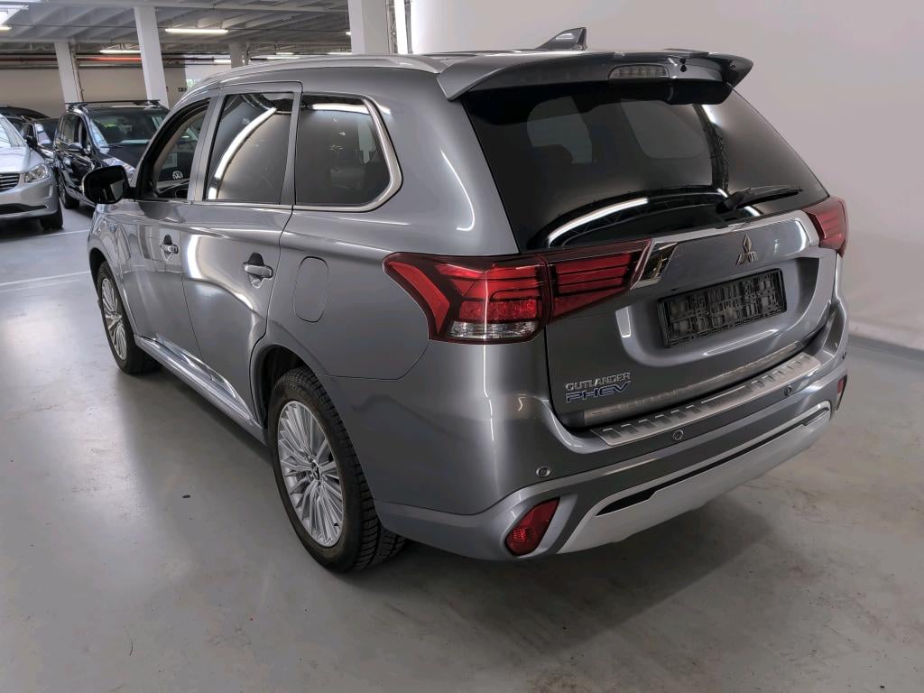 MITSUBISHI OUTLANDER - 2019 2.4i 4WD PHEV Business Edition SDA-NAV photo