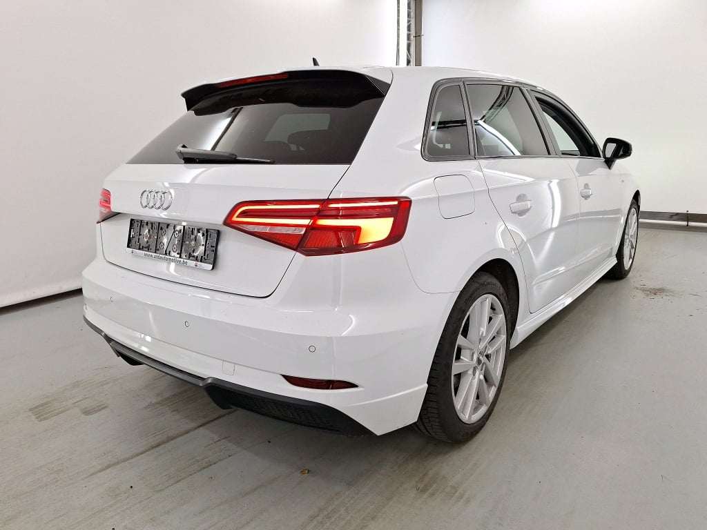 AUDI A3 SPORTBACK - 2017 30 TFSI (EU6d-TEMP) Sport Edition Platinum photo