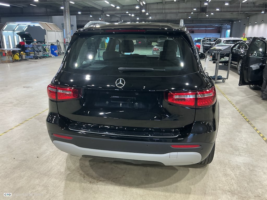 MERCEDES-BENZ CLASS GLB DIESEL (X247) GLB 200 d Business Solution photo