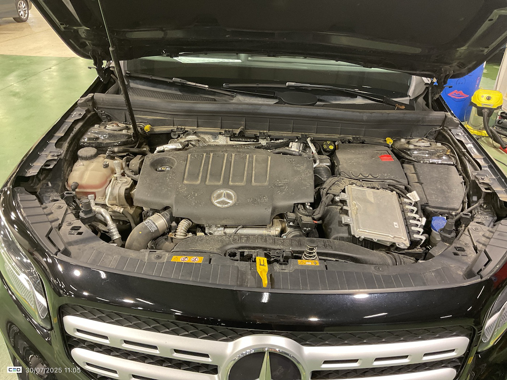 MERCEDES-BENZ GLB 2.0 GLB 200 D BUSINESS SOLUTION photo