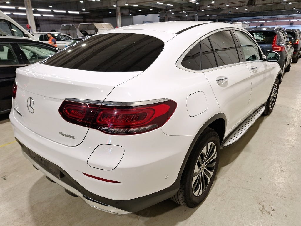 MERCEDES-BENZ GLC COUPAu2030 2.0 GLC 300 E PHEV 4MATIC 4WD AUTO photo